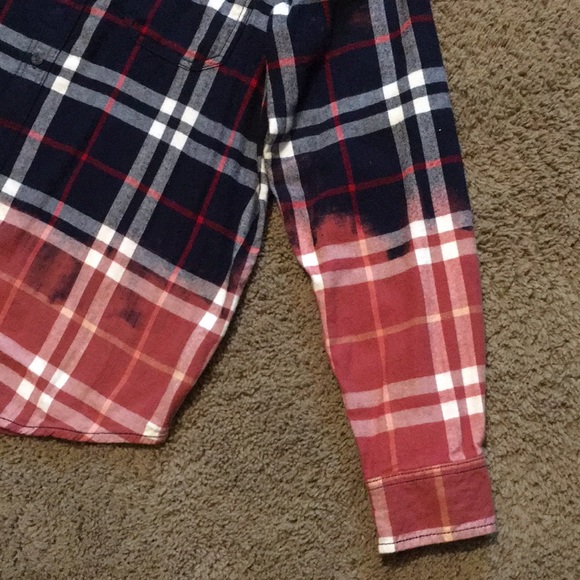 Custom design flannel shirt “Farm Fresh Eggs” Sz Large - Picture 5 of 16